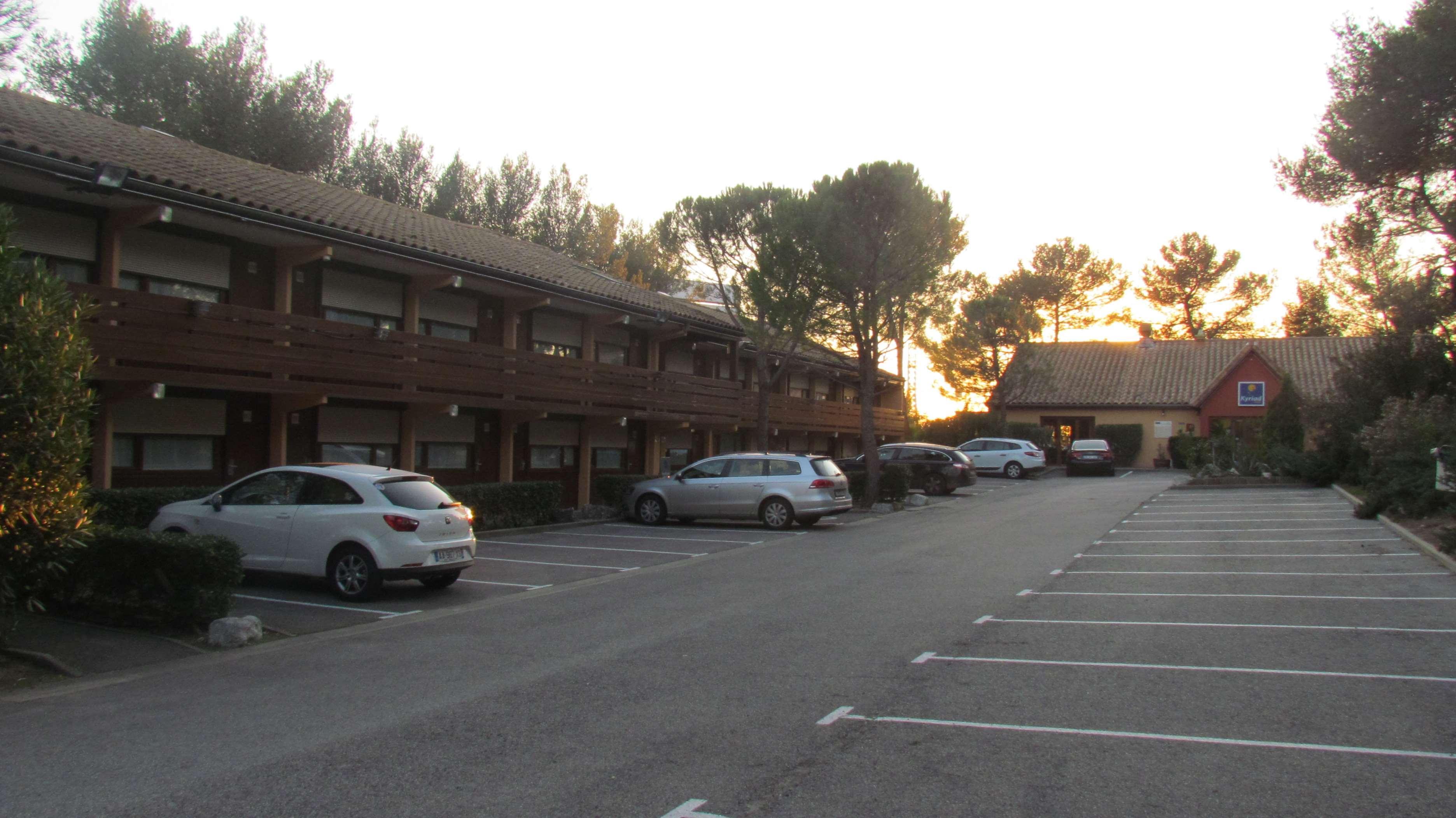 Kyriad Montpellier Nord Parc Euromedecine Saint-Clément Exterior foto