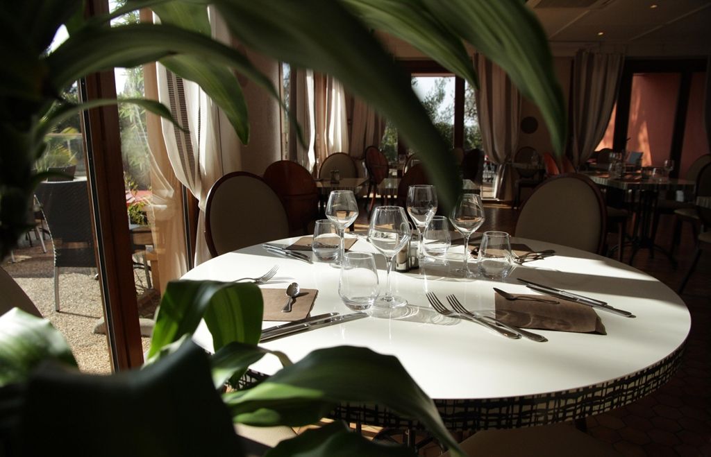 Kyriad Montpellier Nord Parc Euromedecine Saint-Clément Restaurante foto